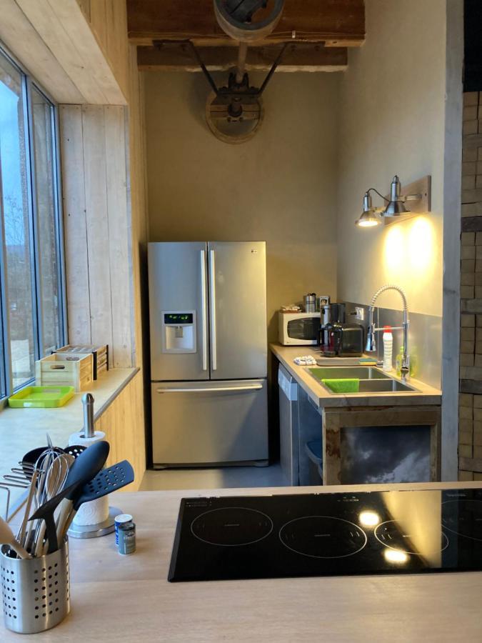Gite L'Atelier De Tournerie Montigny-sur-l'Ain Екстериор снимка
